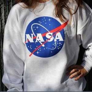 🌞🌚 | NWT | NASA Graphic Sweatshirt